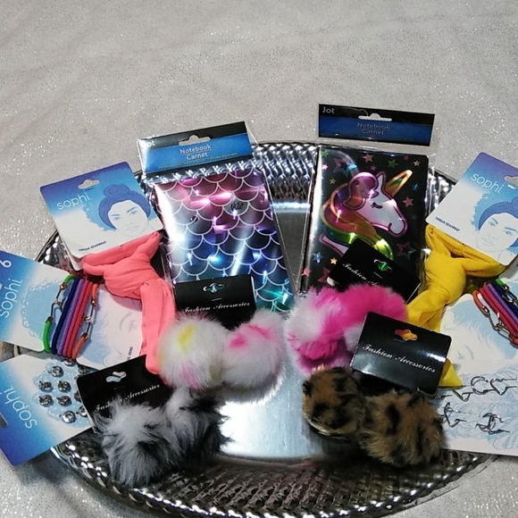 🦄NWT 6 PIECE HAIR ACCESSORIES SET W/MERMAID OR 🦄 - Picture 8 of 8